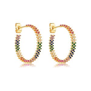 Brinco de argola cravejado de zircônia colorida em banho de ouro 18k