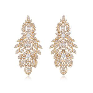 Brinco cravejado zirconia cristal banho em ouro 18k