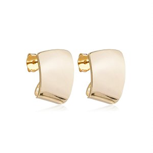 Brinco dourado liso banho em ouro 18K