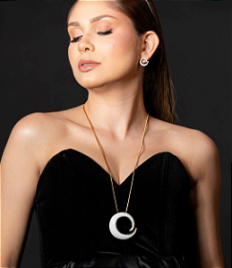 Conjunto de brinco e colar esmaltado cravejado de zirconia banho em Ouro 18K