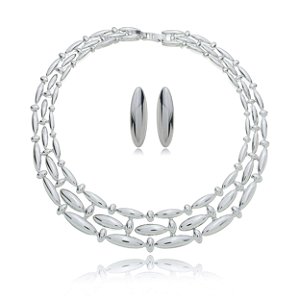Conjunto de brinco e colar com banho em rodio branco