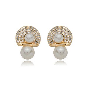Brinco de base de perola cravejado de zirconia cristal banho em ouro 18k