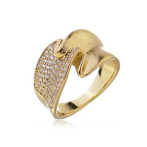 Anel dourado cravejado de zirconia cristal banho em ouro 18k