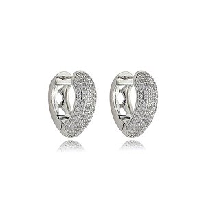 Brinco de argola cravejado de zirconia cristal banho em rodio branco