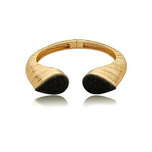Bracelete liso com detalhe cravejado de zirconia onix banho em ouro 18k