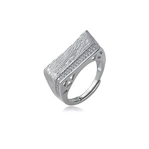Anel cravejado de zirconia cristal banho em rodio branco