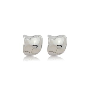 Brinco de argola liso banho em rodio branco