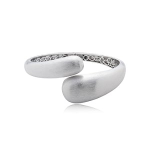 Bracelete liso escovado banho em rodio branco