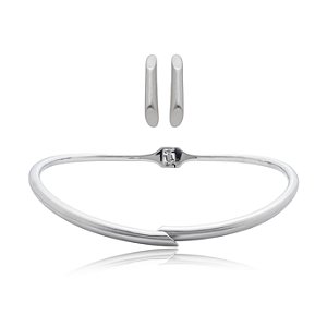 Conjunto de brinco e colar liso acetinado banho em rodio branco