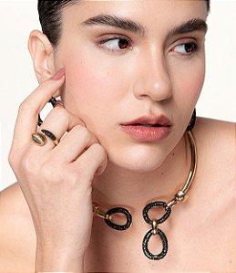 Conjunto de brinco e colar cravejado de zirconia onix banho em ouro 18k