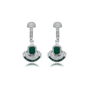 Brinco cravejado de zirconia cristal banho em rodio branco