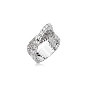 Anel cravejado de zirconia cristal banho em rodio branco