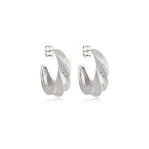 Brinco de argola liso acetinado banho em rodio branco