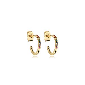 Brinco de argola cravejado de zirconia rainbow banho em ouro 18k