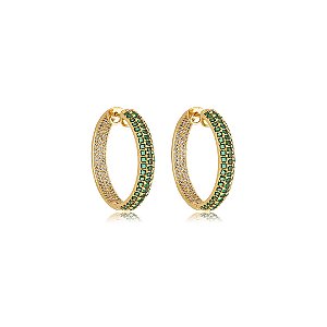 Brinco de argola cravejado de zirconia esmeralda banho em ouro 18k