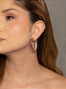Brinco luxo de argola cravejado de zircônia pink banho em ouro 18k