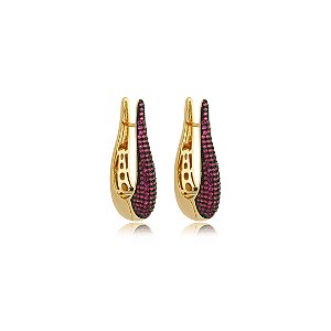 Brinco de argola cravejado de zirconia pink banho em ouro 18k