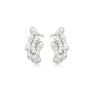 Brinco orgânico martelado cravejado de zirconia cristal banho em rodio branco