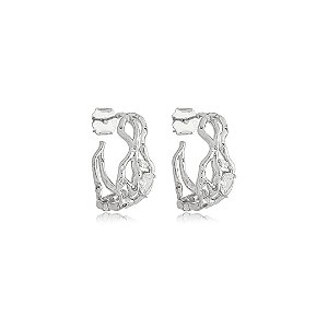 Brinco de argola orgânico cravejado de zirconia cristal banho em rodio branco