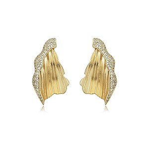 Brinco escovado cravejado de zirconia cristal banho em ouro 18k