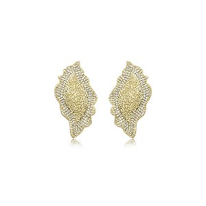 Brinco organico martelado cravejado de zirconia cristal banho em ouro 18k