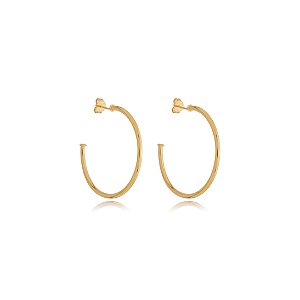 Brinco de argola liso banho em ouro 18k