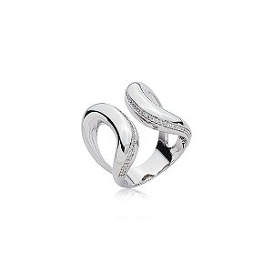 Anel cravejado de zirconia cristal banho em rodio branco