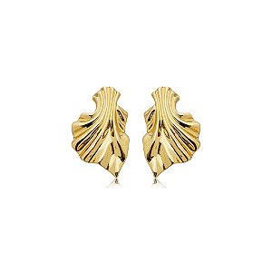 Brinco orgânico liso banho em ouro 18k