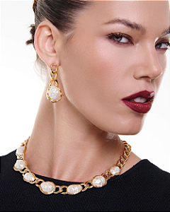 Conjunto de brinco e colar de pérola liso banho em ouro 18k