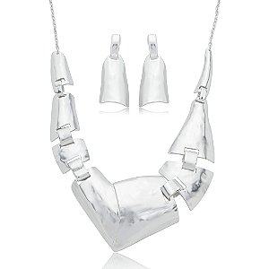 Conjunto de brinco e colar acetinado liso banho em ródio branco