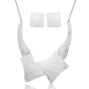 Conjunto de brinco e colar orgânico liso banho em ródio branco