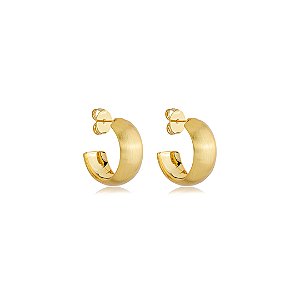 Brinco de argola liso acetinado banho em ouro 18k