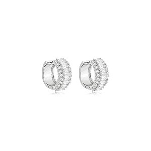 Brinco de argola cravejado de zircônia cristal banho em ródio branco