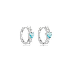 Brinco argola de coração cravejado de zircônia acqua e cristal banho em ródio branco