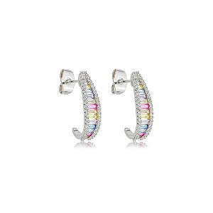 Brinco de argola cravejado de zircônia rainbow banho em ródio branco