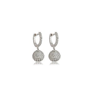 Brinco argola cravejado de zircônia cristal banho em ródio branco