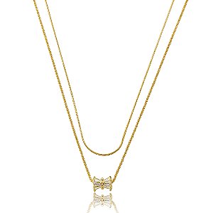 Colar Duplo com Pingente de Laço Cravejado – Banho em Ouro 18K