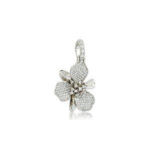 Pingente de Flor Cravejado com Zircônia Cristal – Banho em Ródio Branco