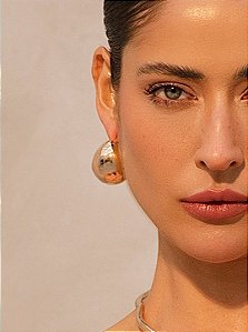 Brinco de argola liso dourado banho em ouro 18k