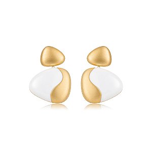 Brinco acetinado esmaltado banho em ouro 18k