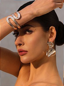 Bracelete liso banho em ouro 18k