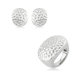 Conjunto de brinco e anel martelado liso banho em ródio branco