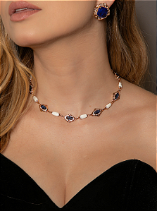 Colar com zircônia cristal e safira esmaltado banho em ouro 18k