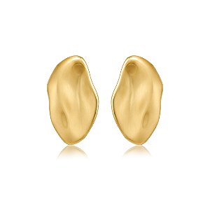Brinco dourado acetinado liso banho em ouro 18k