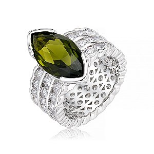 Anel cravejado de zircônia cristal e peridoto banho em ródio branco