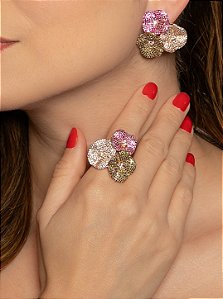 Conjunto de brinco e anel flor cravejado de zircônia colorida banho em ouro 18k