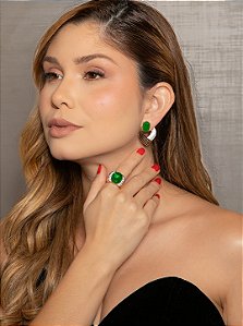 Conjunto de brinco e anel cravejado de zircônia cristal e pedra fusion esmeralda banho em ouro 18k