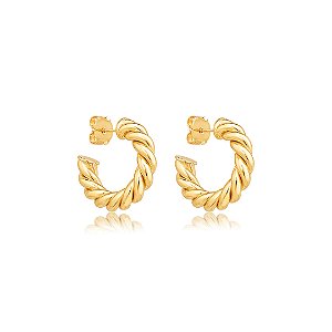 Brinco de argola torcida lisa banho em ouro 18k