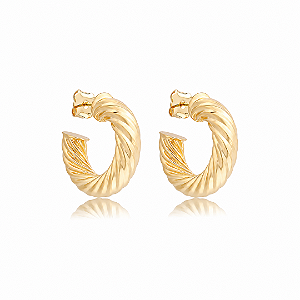 Brinco de argola torcida dourada lisa banho em ouro 18k