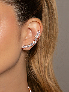 Brinco ear cuff cravejado em zircônia cristal Banho em ouro 18k